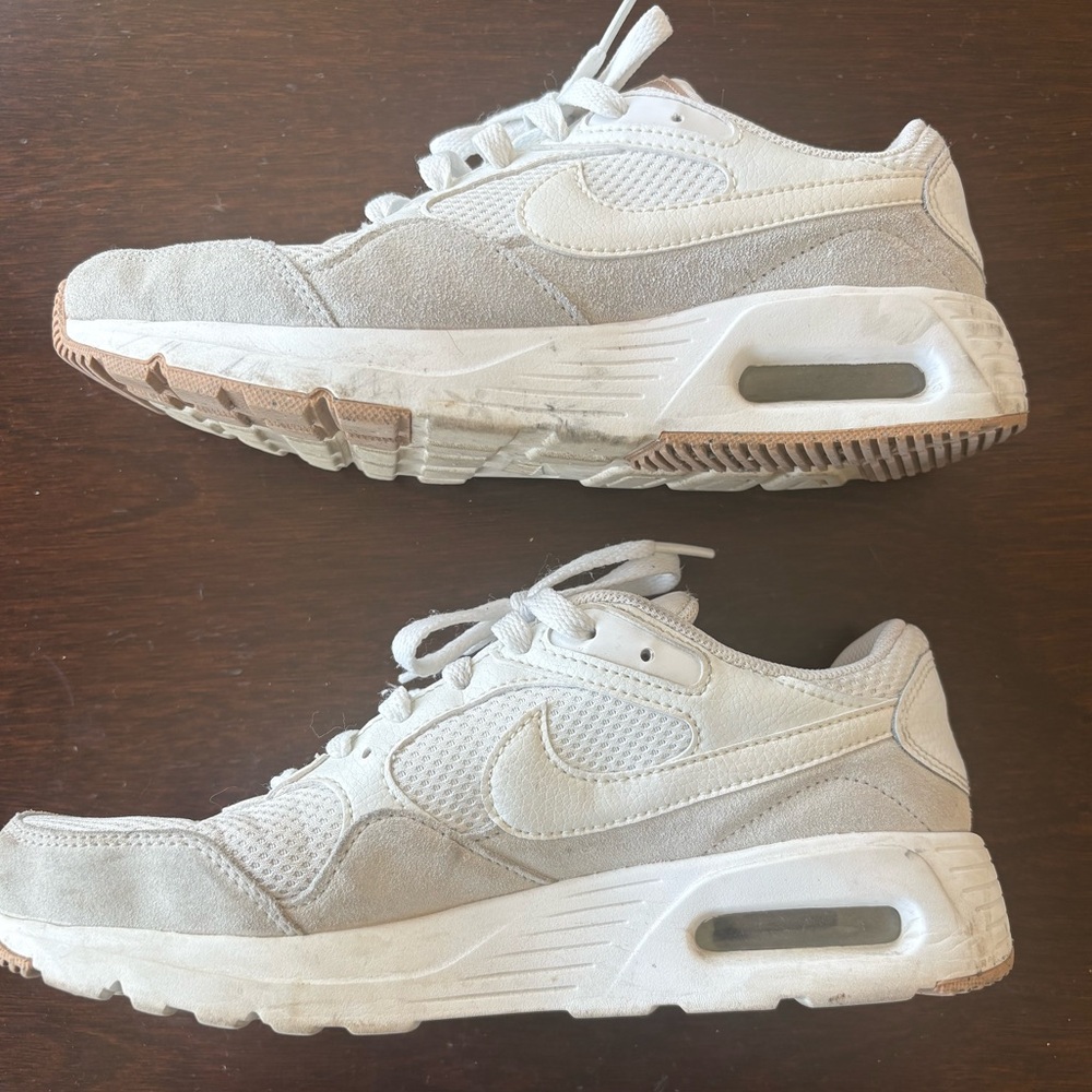 Nike Women’s Air Max SC Size 8
